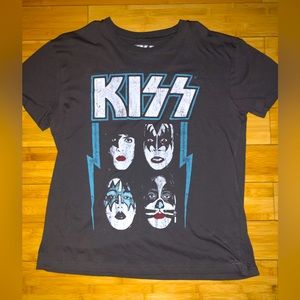 NWOT Dark Gray Band Tee KISS - Size Large